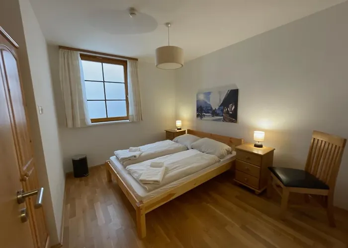 Lovely 3 Bedroom Apartment, In/ski Out *